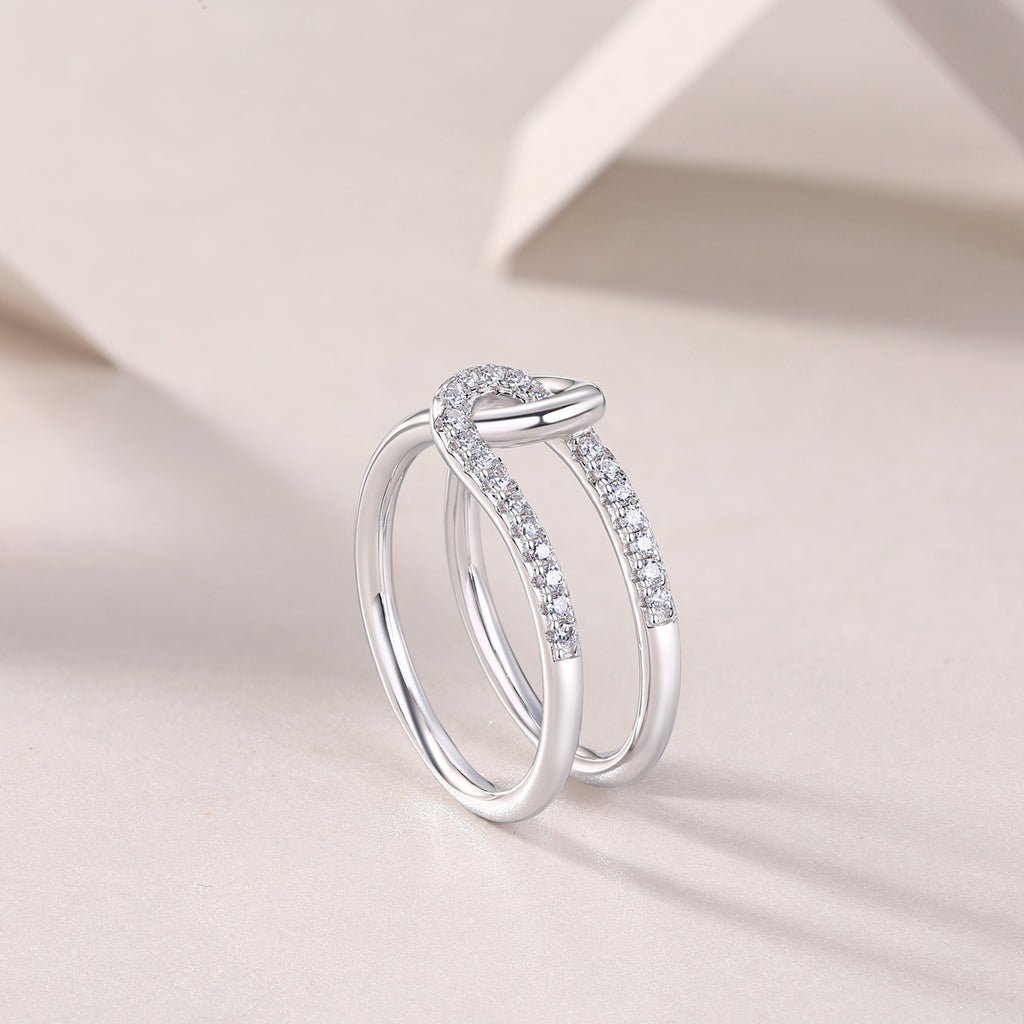 Interlocking - 0.1 ct (Per stone)