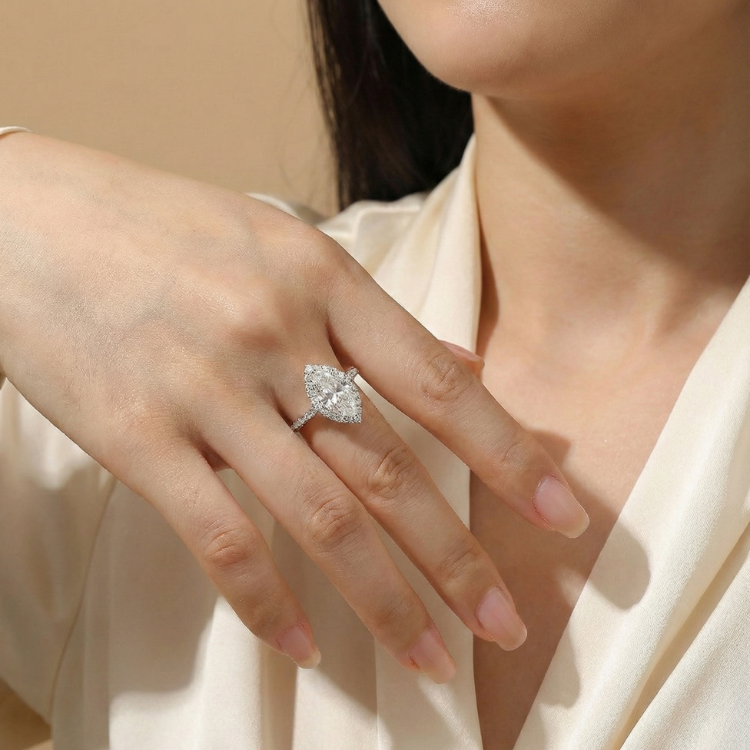 Heartbeat Mirror - 2.50 carats